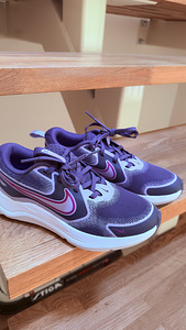 Nike running, suurus 35,5 (1 foto / 4)