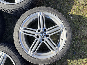 5x112 r18 235/40 (3 фото из 10)