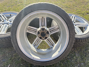 5x112 r18 235/40 (6 фото из 10)