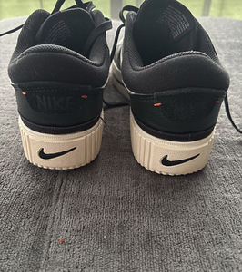 Nike vabaaja jalats 40,5 (3 foto / 6)