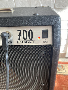 Fender 700 сделан в США (4 фото из 10)