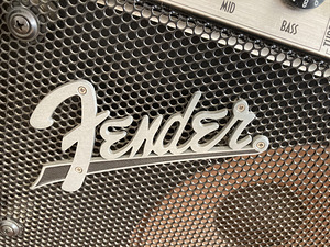 Fender 700 сделан в США (5 фото из 10)