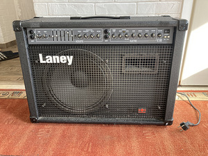 LANEY (1 фото из 10)