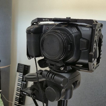 Blackmagic 4k (BMPCC 4K) + simrig, batteries, sigma 15-35mm