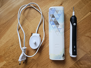 Oral-B (1 foto / 1)