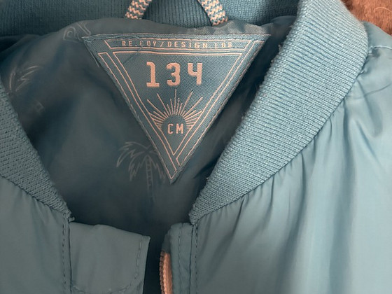 Весенняя осенняя куртка 134 см