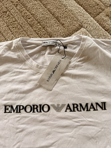 Armani (3 foto / 6)