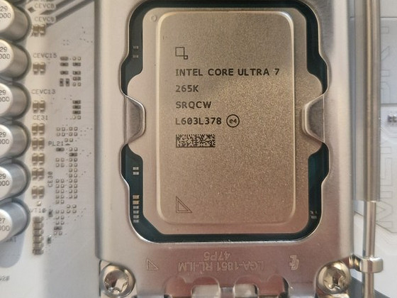Ultra 7 265K+ASRock Z890Pro RS White+Valkyrie Dragonfang 360