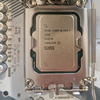 Ultra 7 265K+ASRock Z890Pro RS White+Valkyrie Dragonfang 360