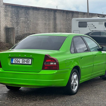 VOLVO S80