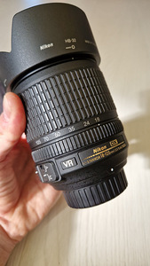 Nikon AF-S DX NIKKOR 18-105 мм f/3.5-5.6G ED VR (3 фото из 5)