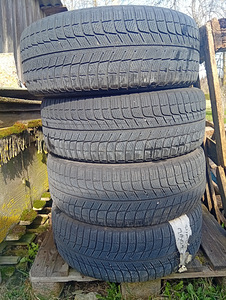 Michelin 205/55/16 (3 фото из 3)