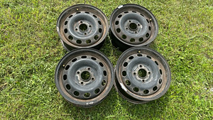 Оригинальные стальные диски Ford 14" 4x108 (1 фото из 3)