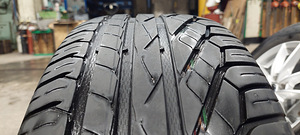 215/60R16 Uniroyal (2 foto / 7)