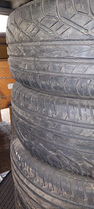 215/60R16 Uniroyal (4 foto / 7)