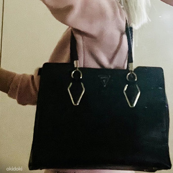 Сумка GUESS
