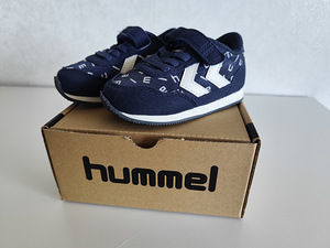Кроссовки Hummel (1 фото из 2)