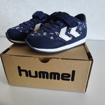 Кроссовки Hummel