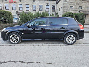Opel Signum (6 foto / 14)