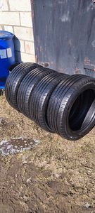 Maxxis Victra Sport 5 235/50 R18 101W (1 фото из 2)