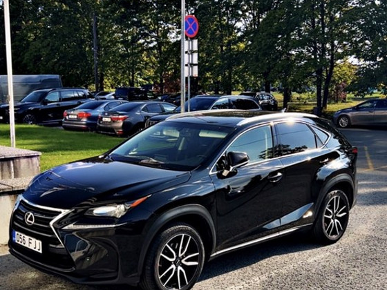 Lexus NX300h +LPG