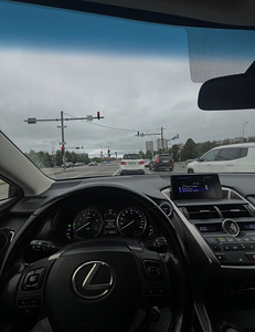 Lexus NX300h +LPG (5 фото из 11)