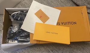 Black LV skates (7 фото из 8)