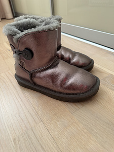 Talvised UGG-saapad (2 foto / 3)