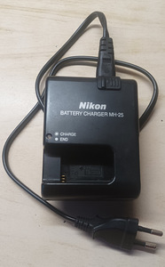 Nikon (3 foto / 10)