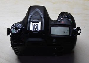 Nikon (5 foto / 10)