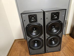 KEF C42 Hi-Fi Speaker (1 фото из 4)