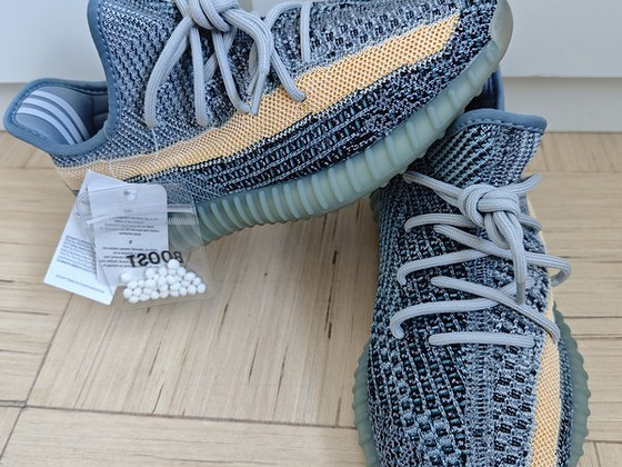 ADIDAS YEEZY BOOST 350 V2 Кроссовки 39,5р.