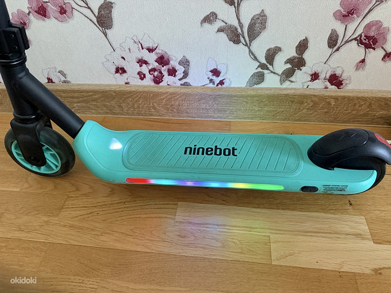 SEGWAY Ninebot eKickScooter ZING A6 lapsele