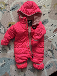 Nike kombekas suurus 62/68 (1 foto / 1)