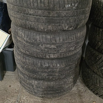 Suverehvid - Michelin Energy Saver | 215/60/R16 95H | 4mm