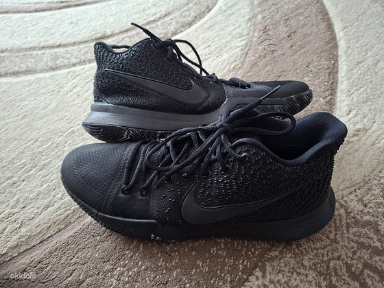 Nike Kyrie 3 «Marble».