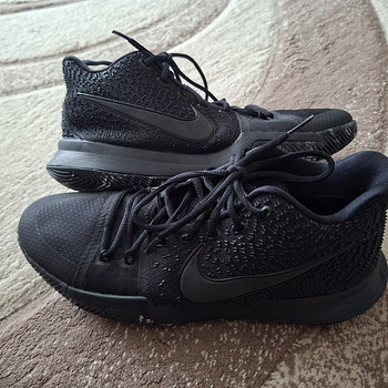 Nike Kyrie 3 «Marble».
