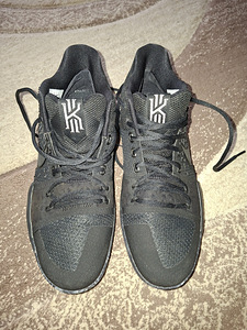 Nike Kyrie 3 «Marble». (4 foto / 5)