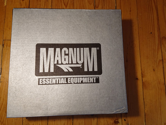 Saapad Magnum, originaal, suurus 42.