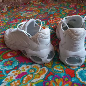 Кроссовки Nike Air Max (3 фото из 5)