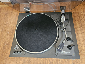 Akai Akai AP-206 2-Speed Direct-Drive Turntable (3 foto / 5)