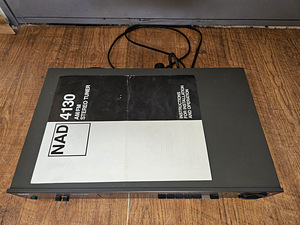 NAD 4130 AM / FM стерео тюнер (2 фото из 3)