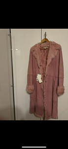 UUS! Naiste vintage talvine karusnahkne mantel roosa (ESCADA) kasukas (1 foto / 5)