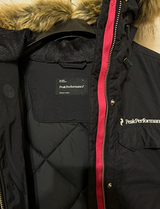 Peak Performance Naiste Talve Jope (L suurus) (3 foto / 4)