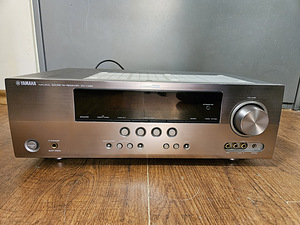 Yamaha RX-V365 Audio Video Receiver (1 foto / 3)