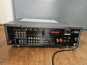Yamaha RX-V365 Audio Video Receiver (3 foto / 3)