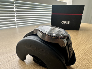 Oris Aquis 43.5 Black (5 foto / 7)