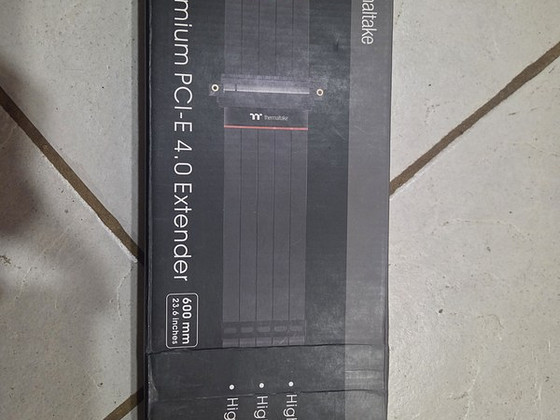 PCI-E 4.0 удлинитель 600 мм Theramaltake
