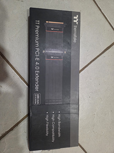 PCI-E 4.0 удлинитель 600 мм Theramaltake (1 фото из 2)