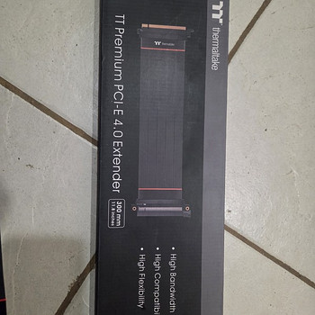 PCI-E 4.0 удлинитель 300мм Thermaltake